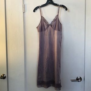 VTG SZ Sm Trendsetters Lilac Lace Slip